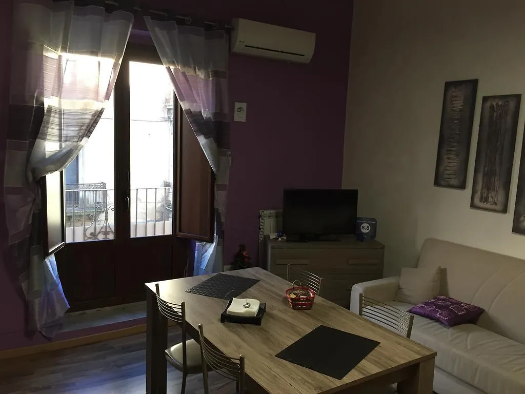 Holiday & Work Caltagirone Appartamento 0*,  Italia